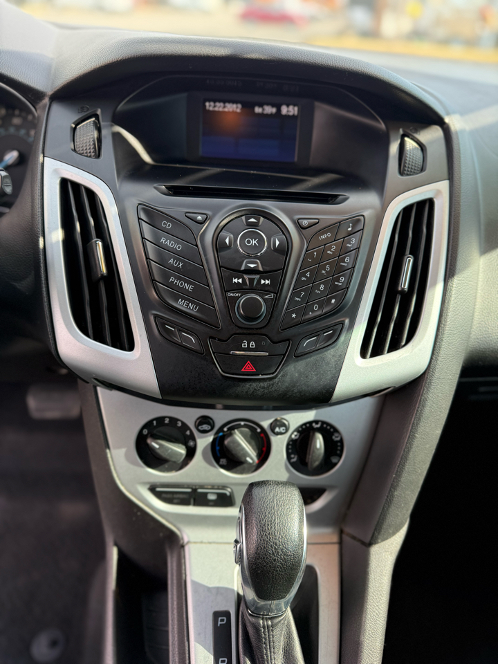 Ford Focus SE Hatch 2013