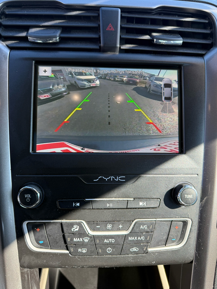 Ford Fusion Hybrid SE 2019