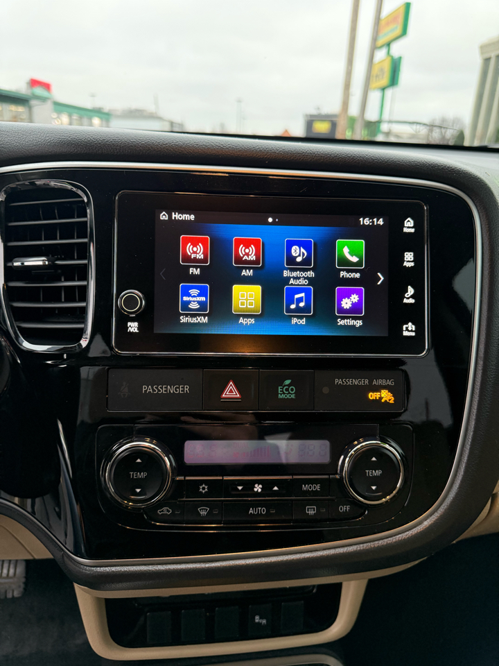 Mitsubishi Outlander SEL AWD 2018