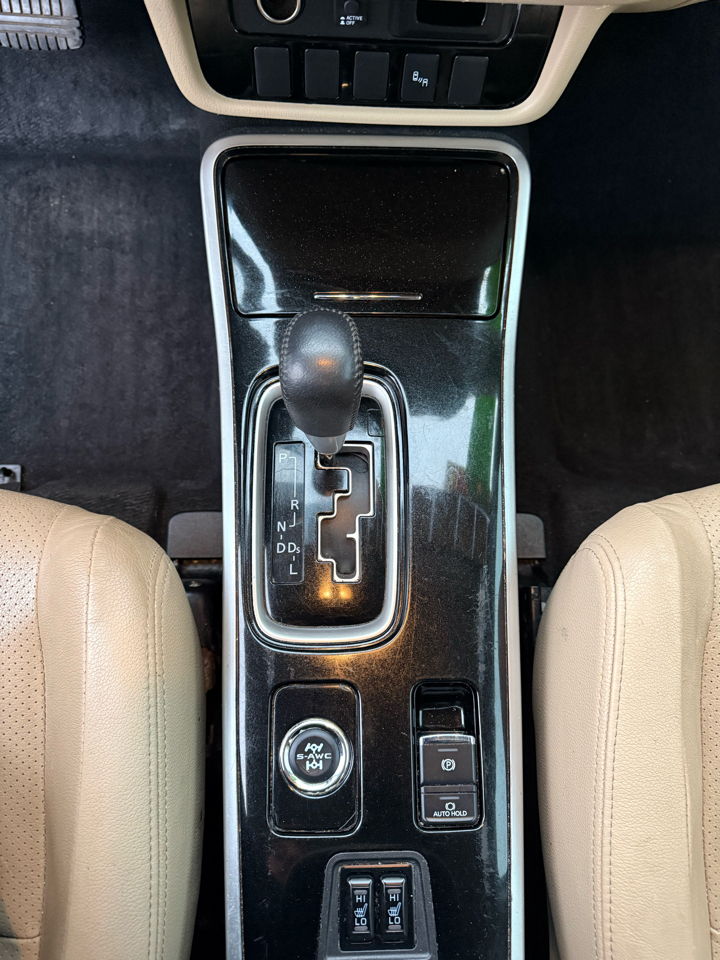 Mitsubishi Outlander SEL AWD 2018