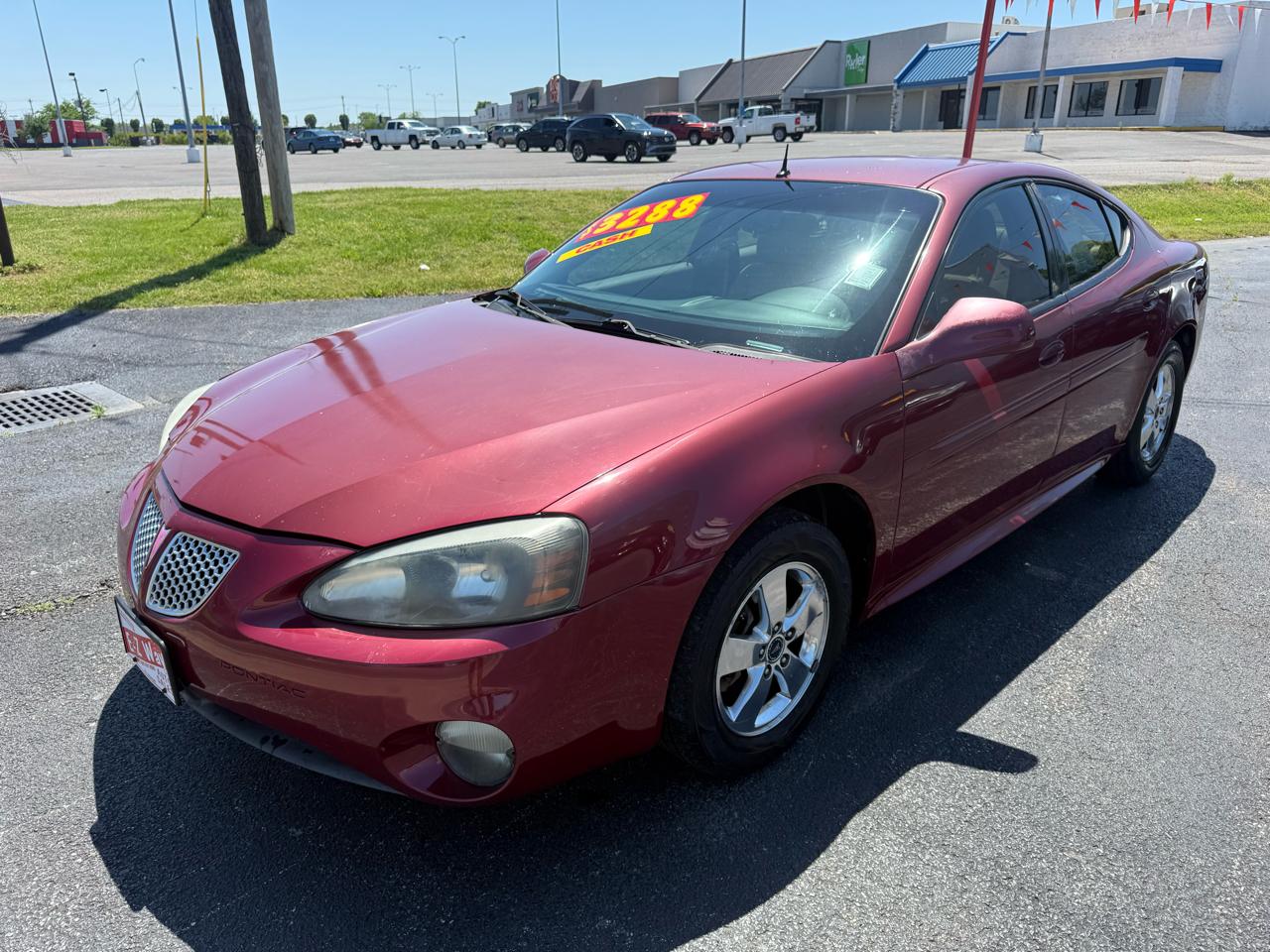Pontiac Grand Prix Base 2005