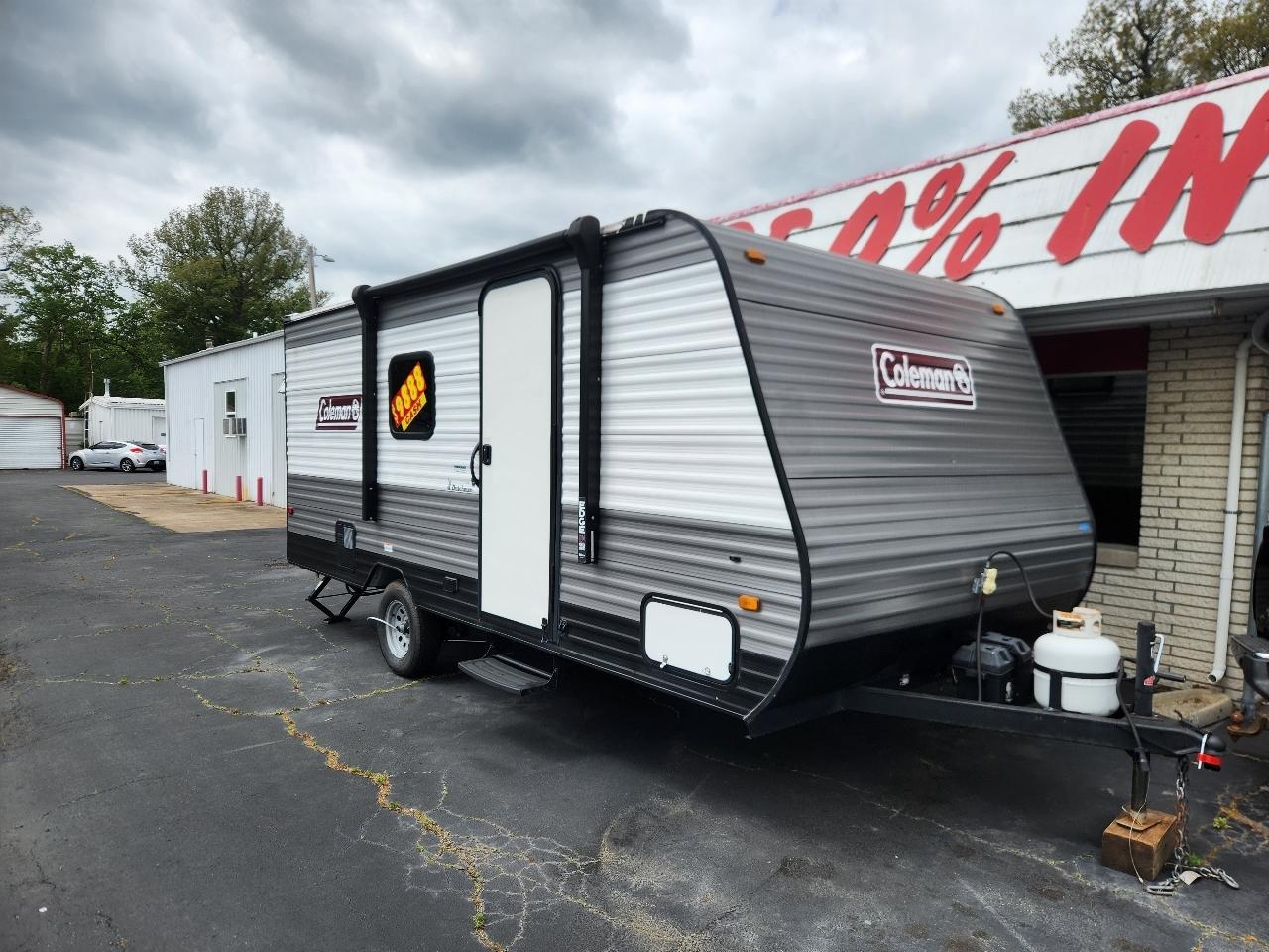 2022 Coleman 17 B 
