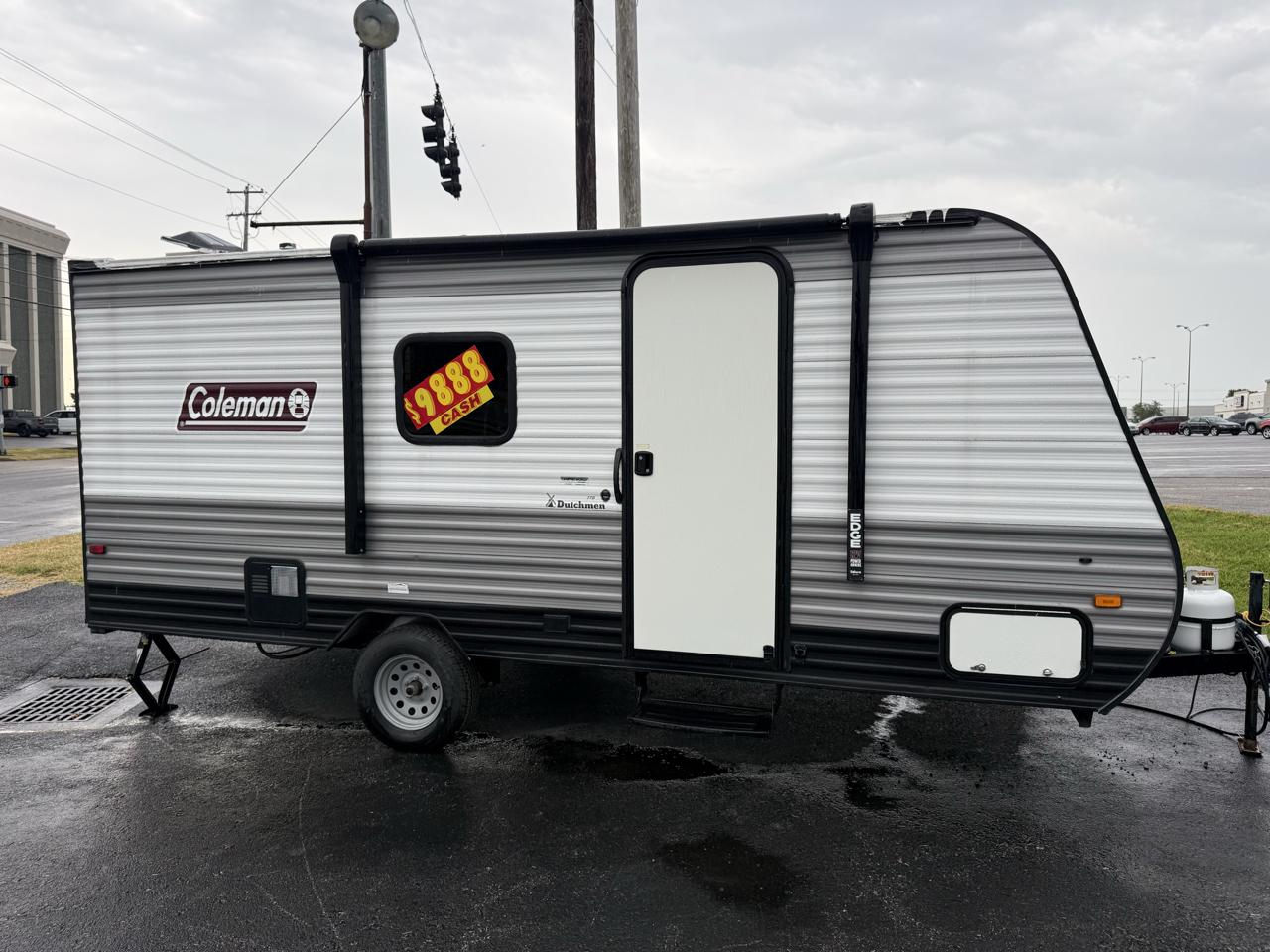2022 Coleman 17 B 