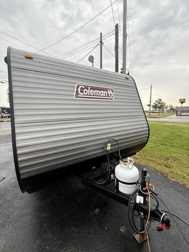 Coleman 17 B  2022