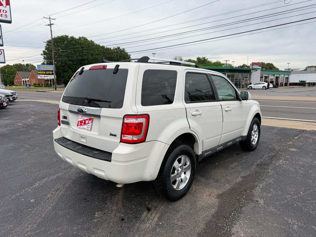 Ford Escape Limited FWD 2010