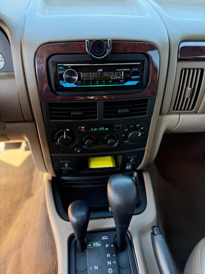 Jeep Grand Cherokee  2003