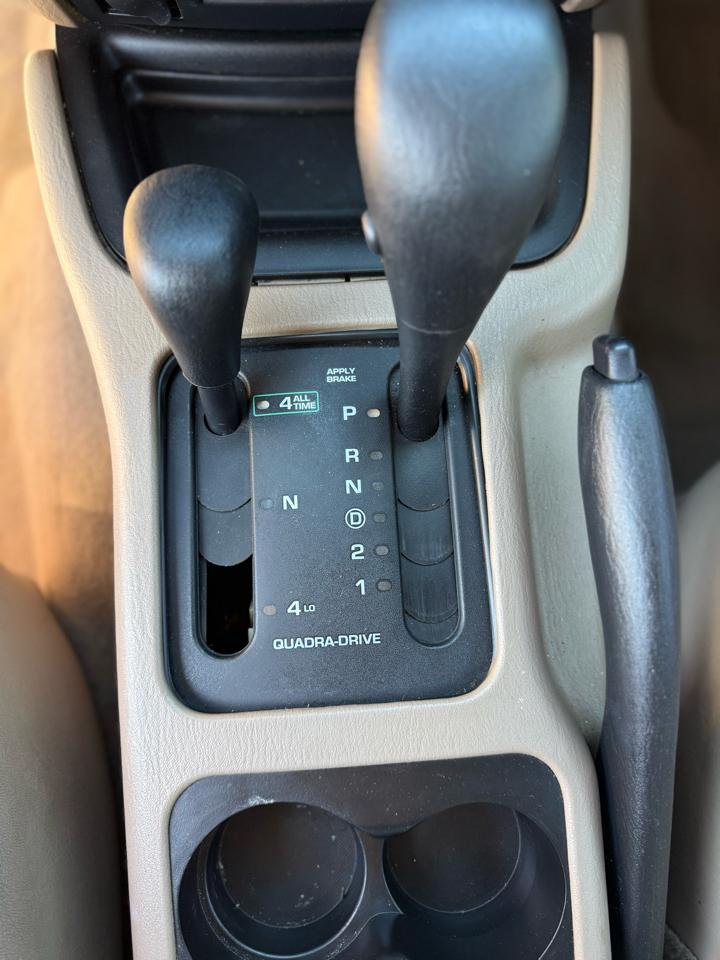 Jeep Grand Cherokee  2003