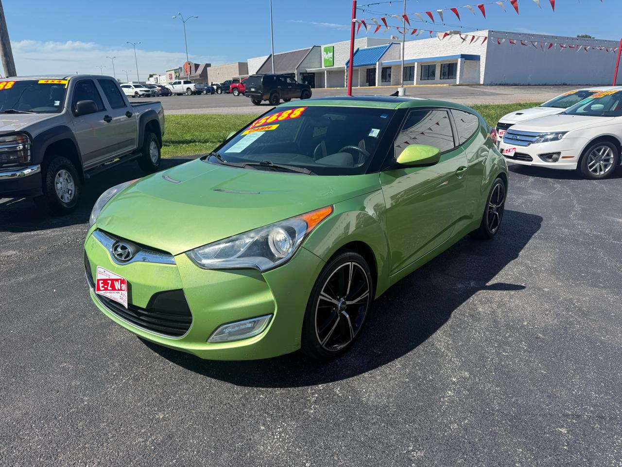 Hyundai Veloster Base 2012