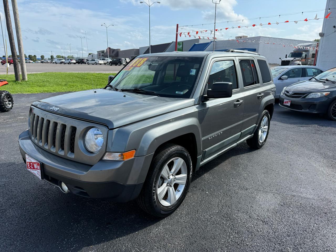 Jeep Patriot Latitude X 2WD 2011