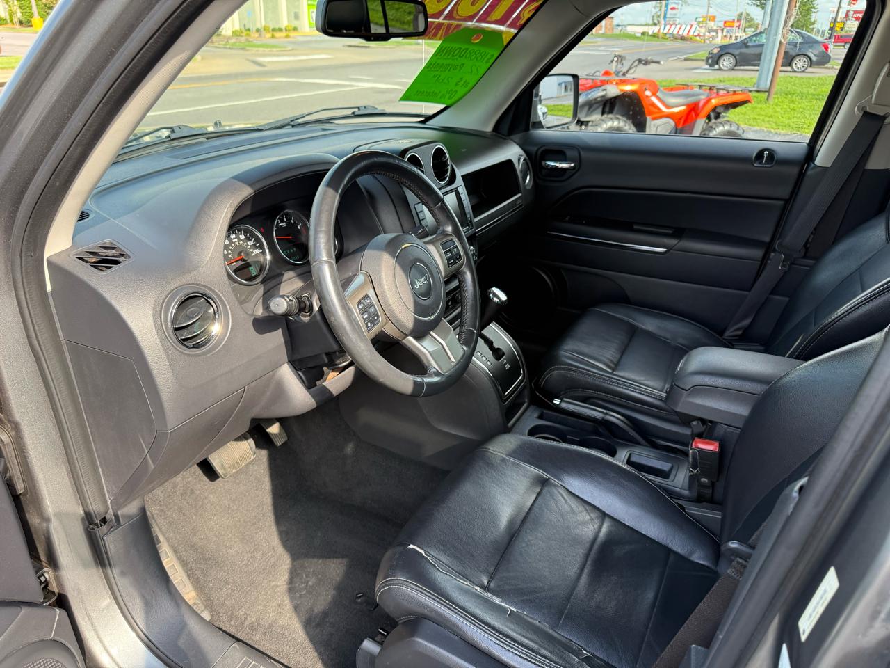 Jeep Patriot Latitude X 2WD 2011