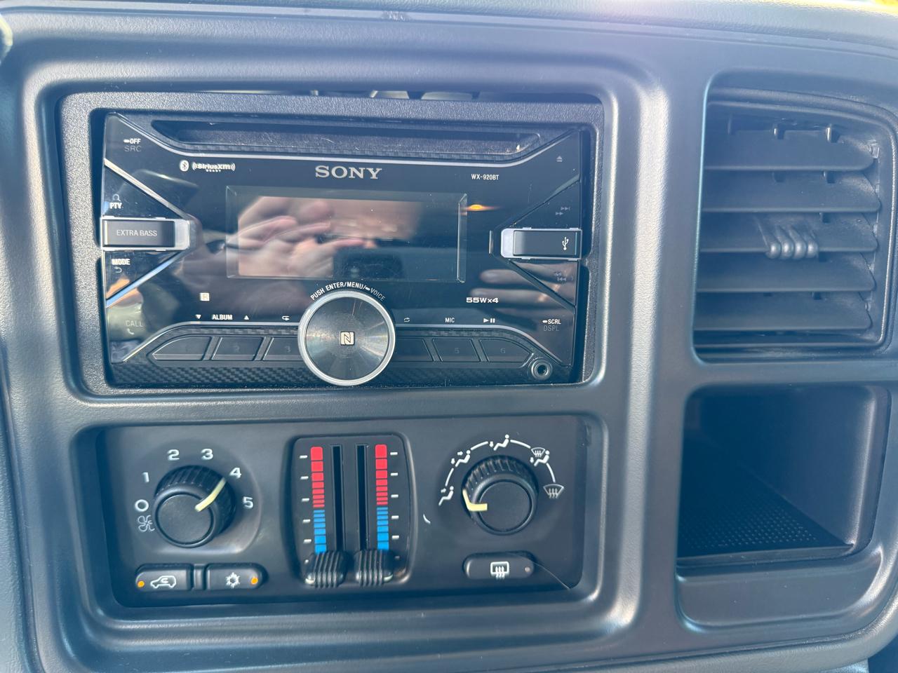 Chevrolet Avalanche 2500 4WD 2004