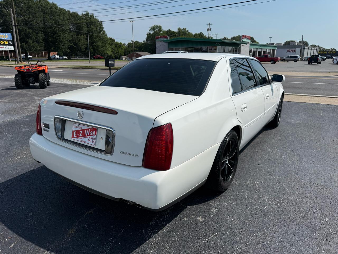 Cadillac DeVille Sedan 2004