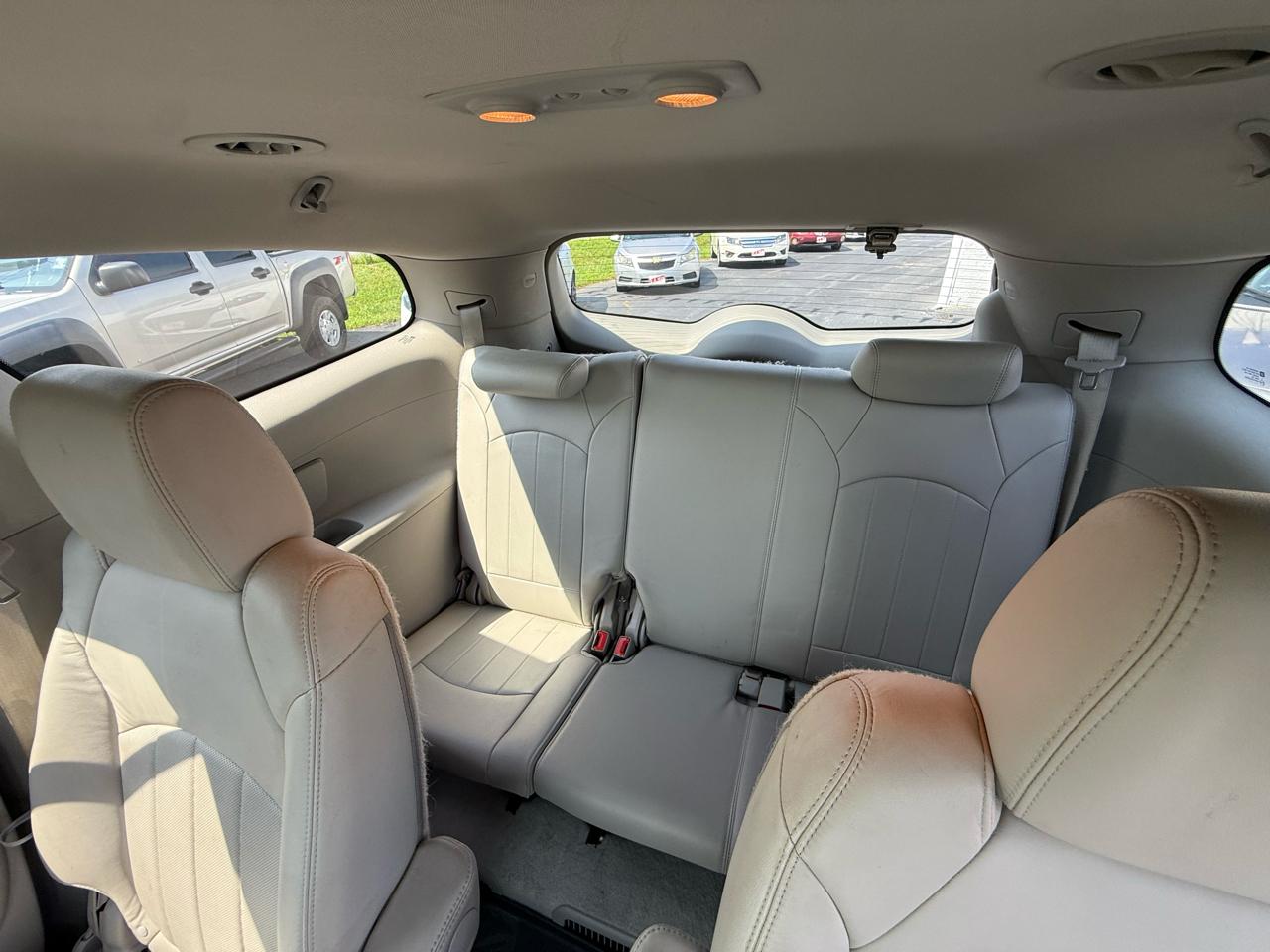 Buick Enclave Leather FWD 2012