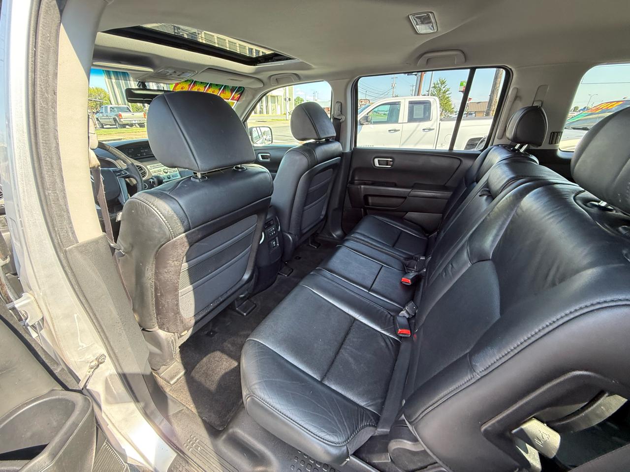 Honda Pilot EX-L 4WD 5-Spd AT 2011