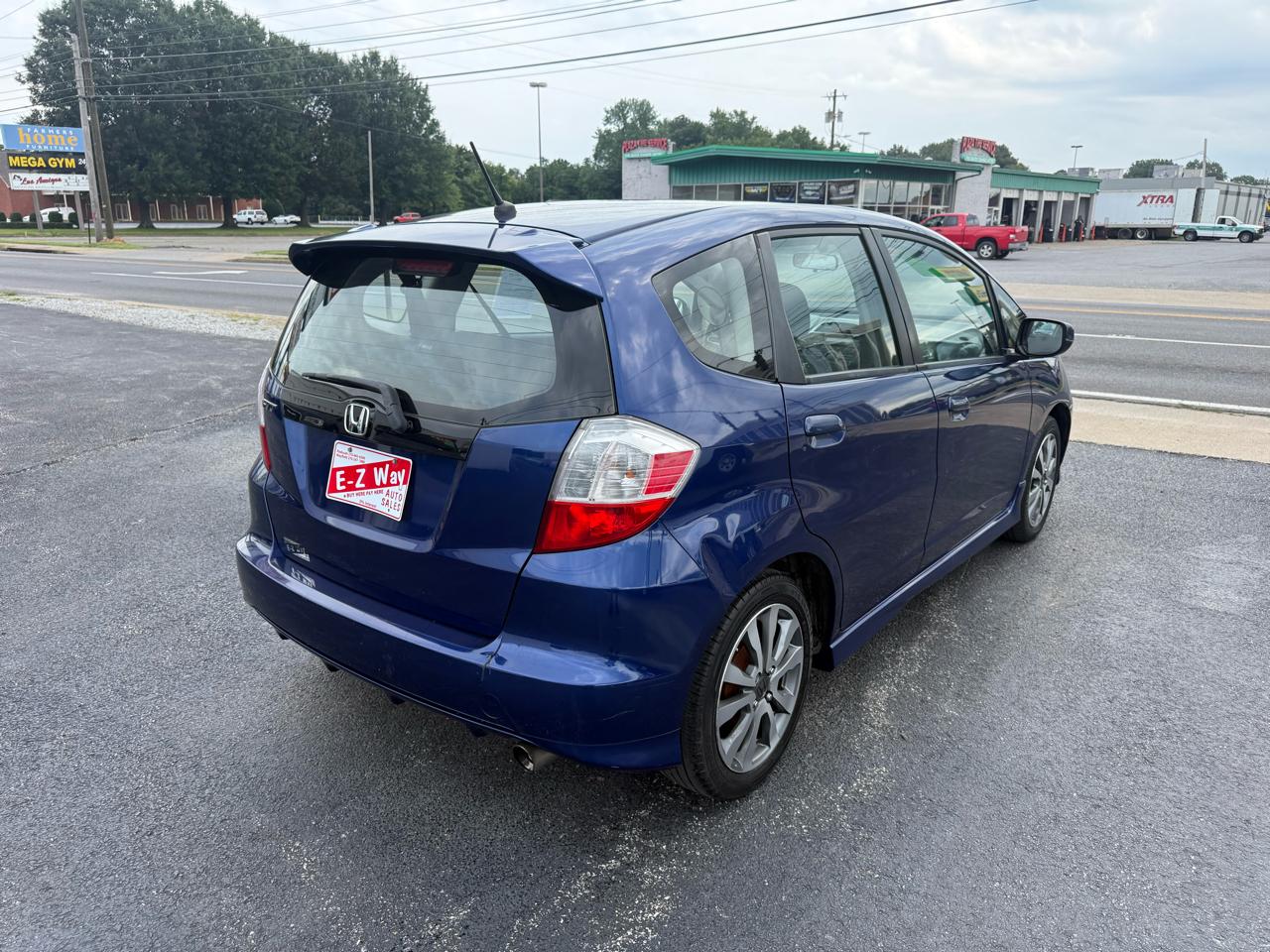 Honda Fit Sport 5-Speed MT 2012