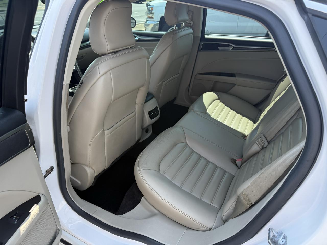 Ford Fusion SE 2017