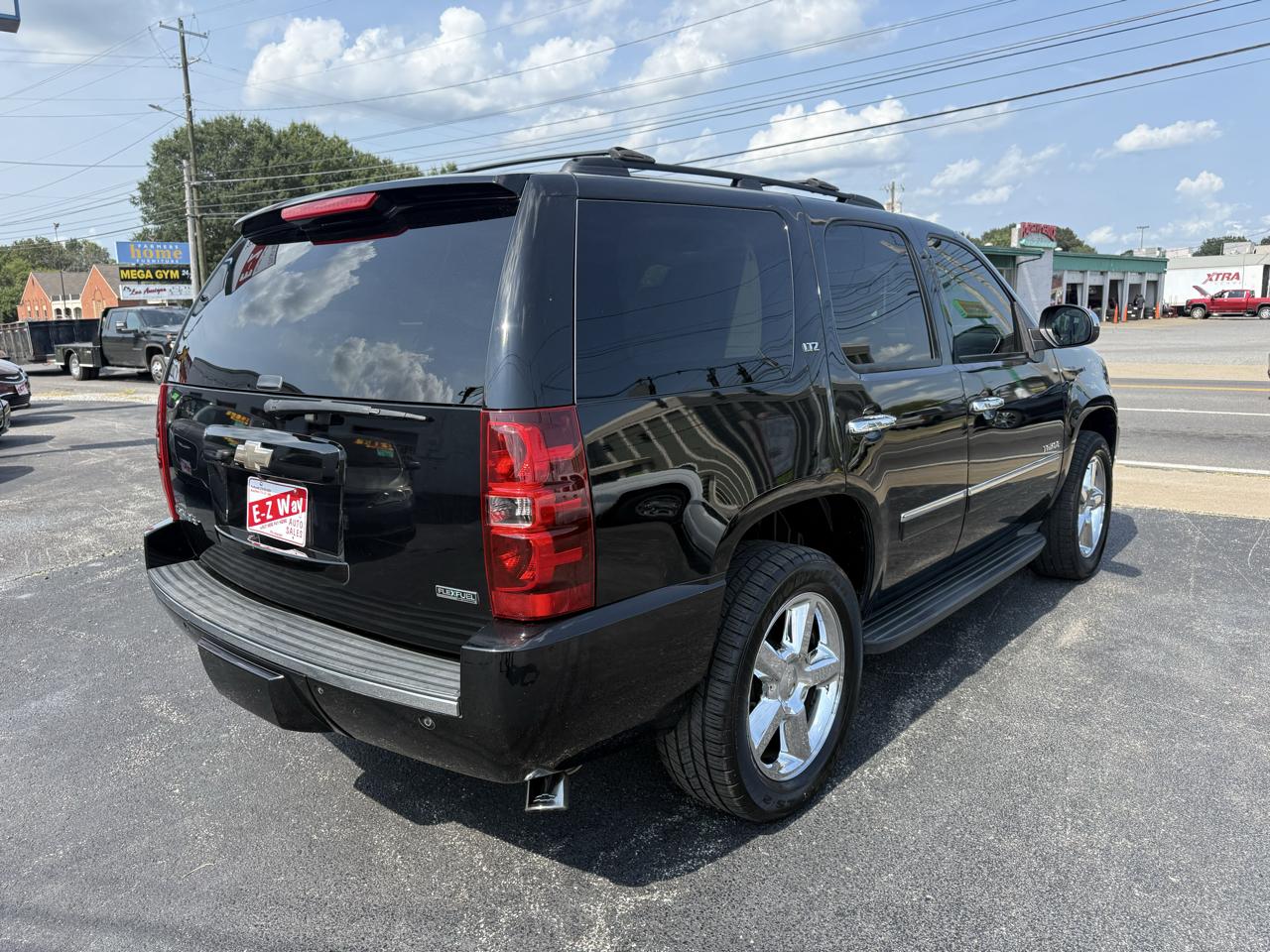 Chevrolet Tahoe LTZ 2WD 2011