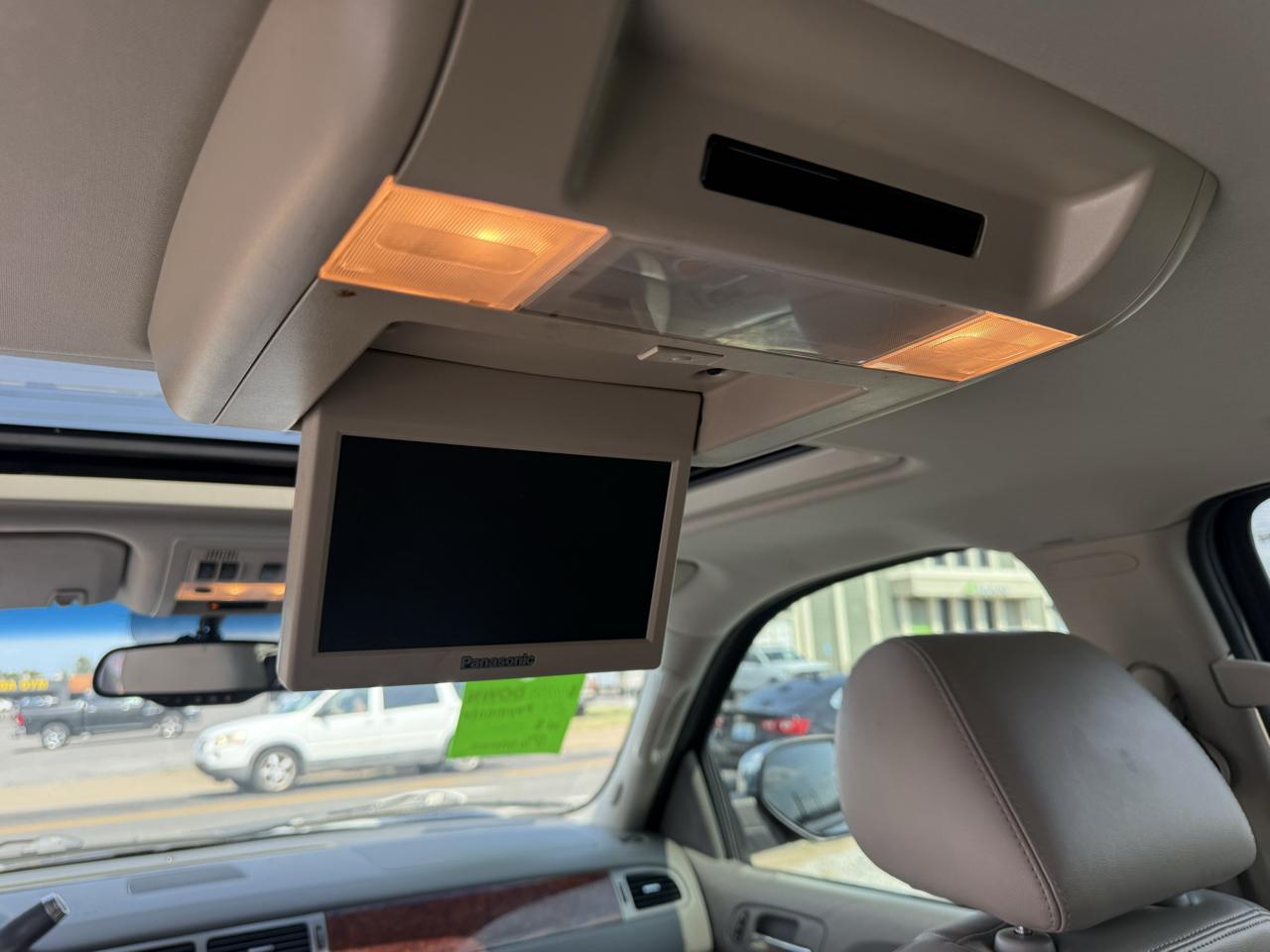 Chevrolet Tahoe LTZ 2WD 2011