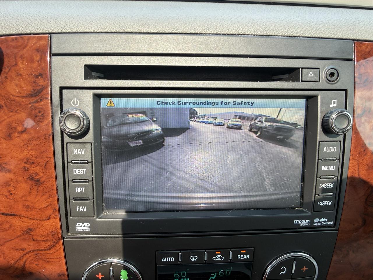 Chevrolet Tahoe LTZ 2WD 2011