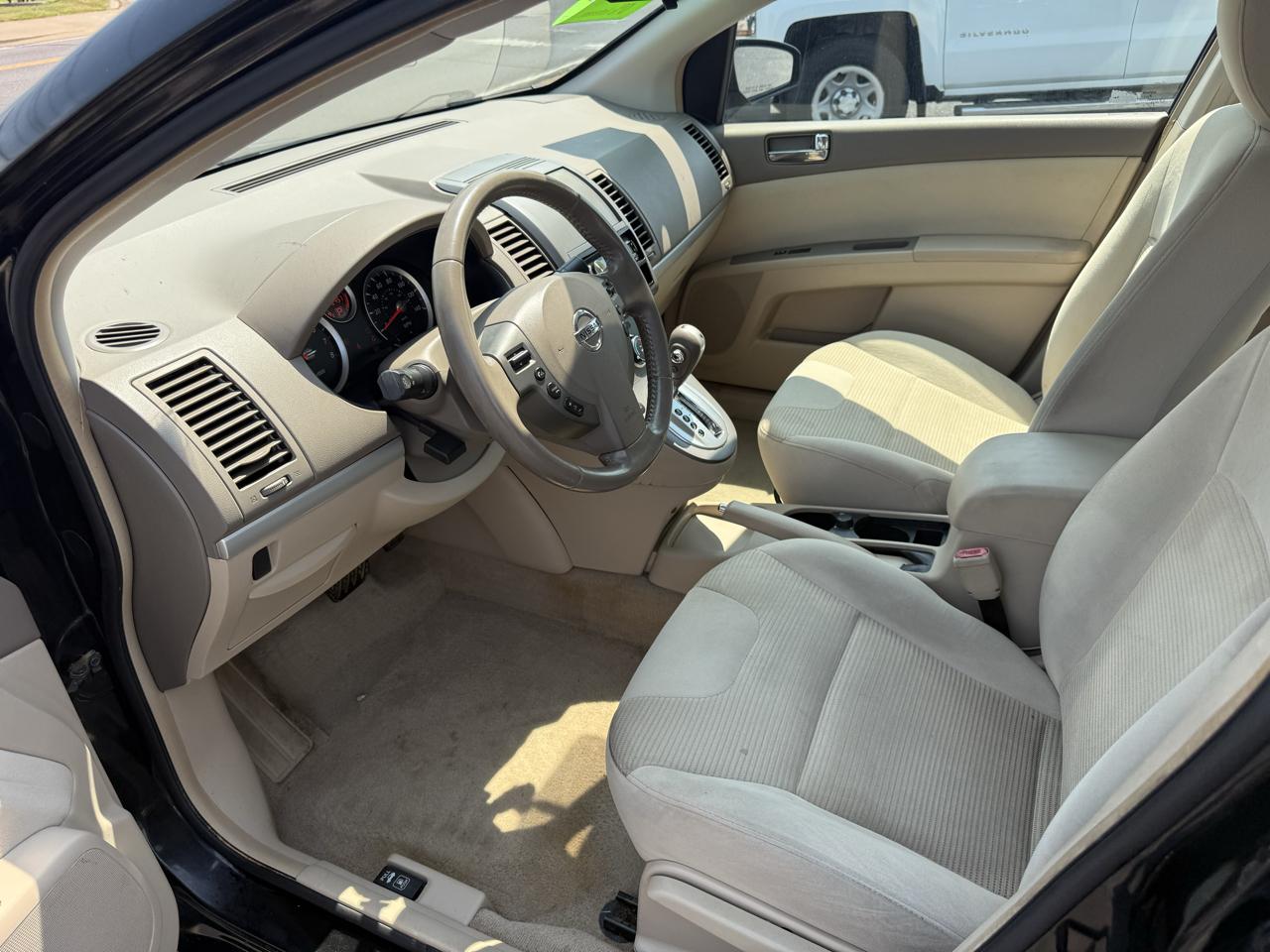 Nissan Sentra 2.0 SL 2010