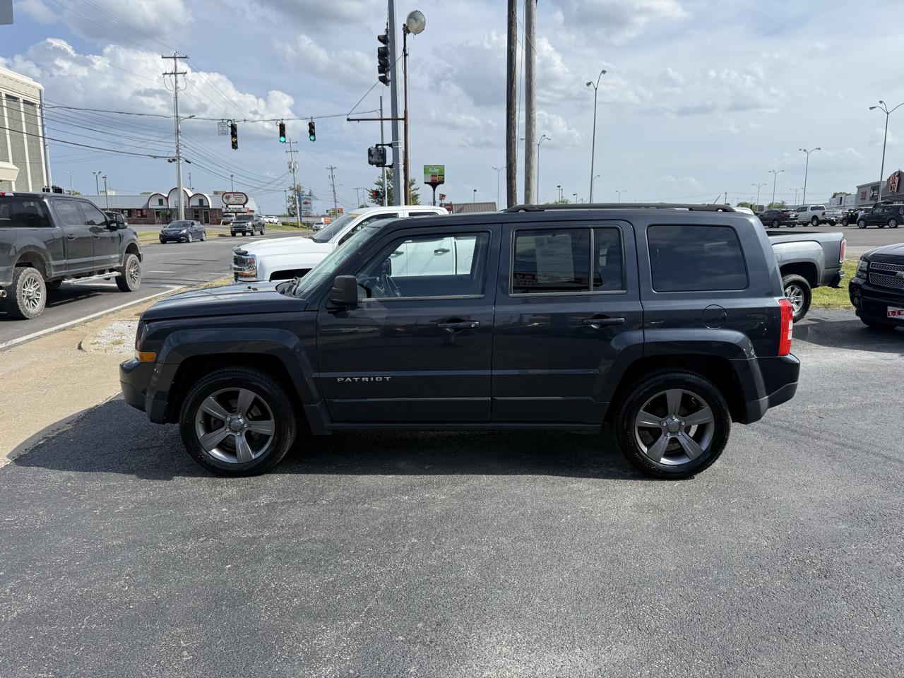 Jeep Patriot Latitude 2WD 2015