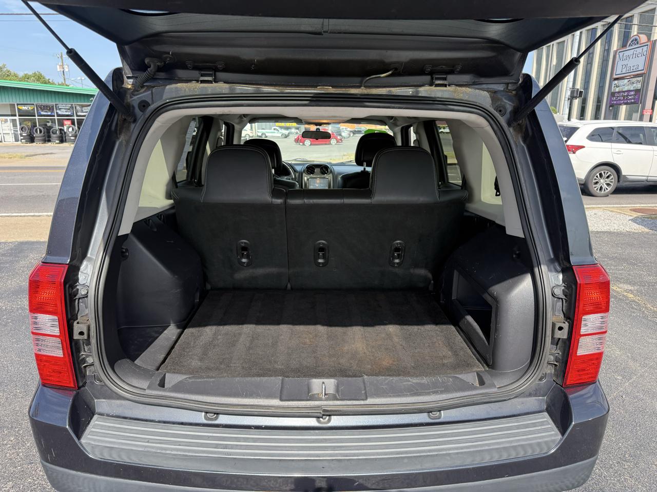 Jeep Patriot Latitude 2WD 2015