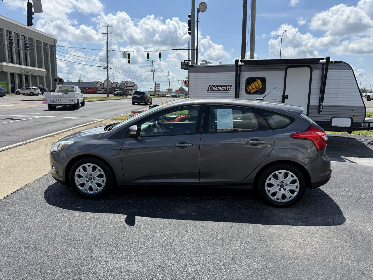 Ford Focus SE 2012