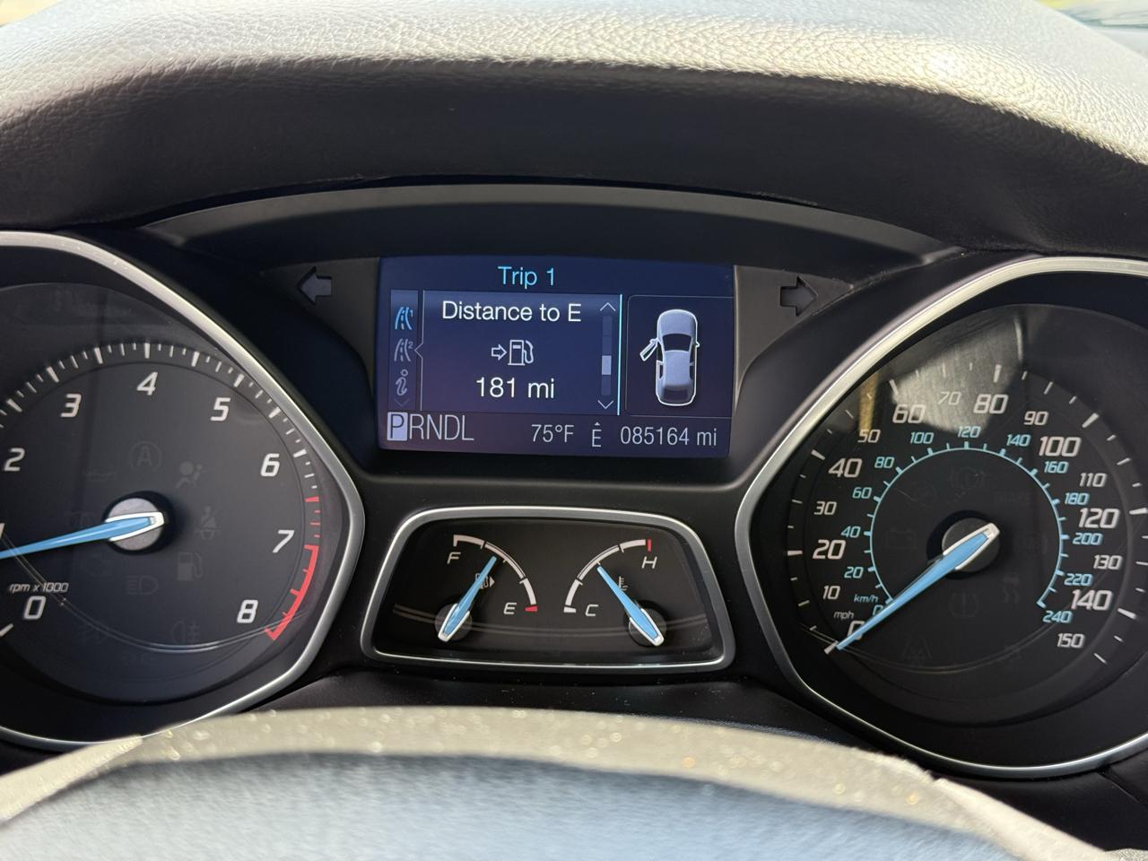 Ford Focus SE 2012