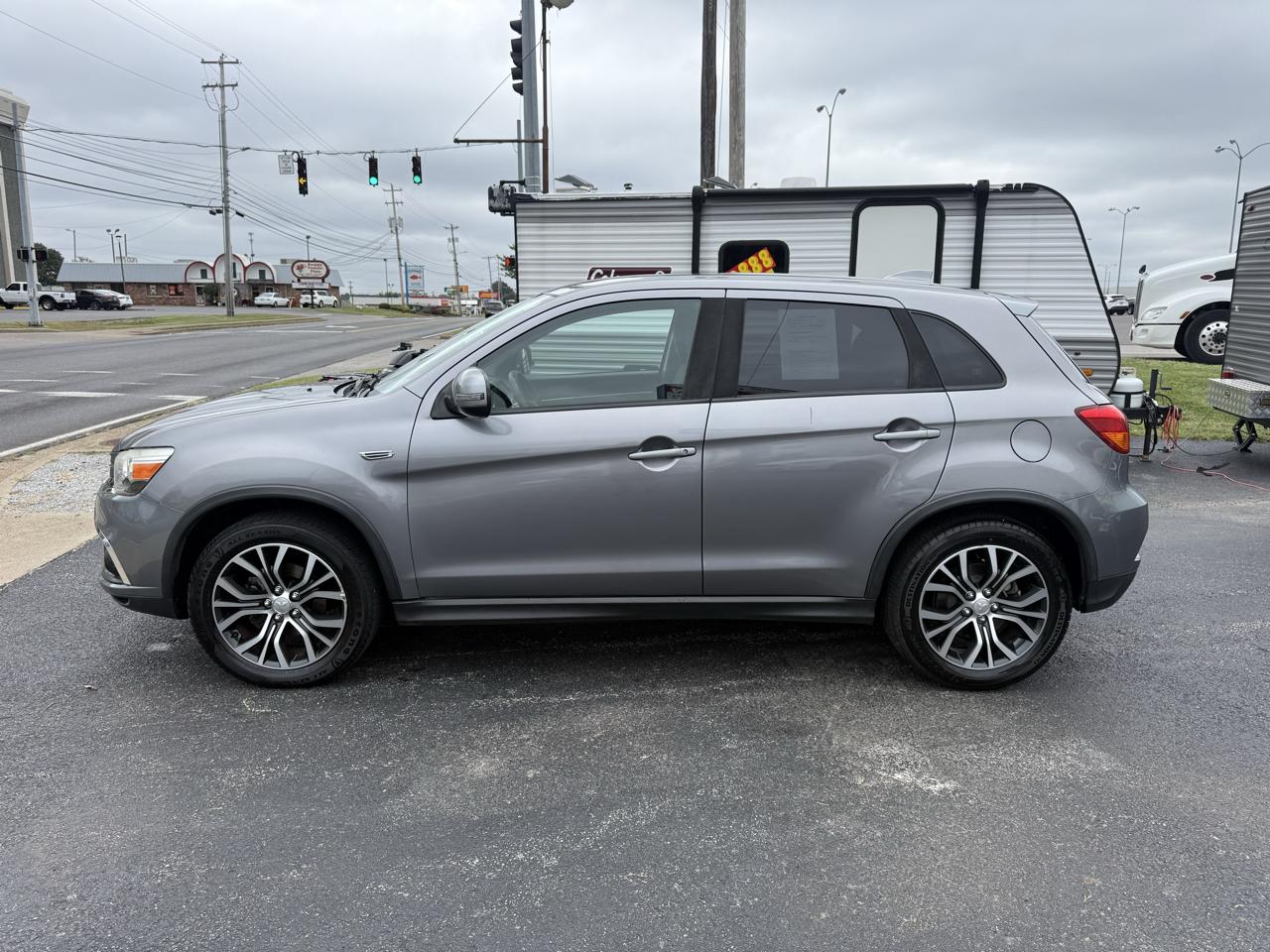 Mitsubishi Outlander Sport 2.0 ES 5M 2019