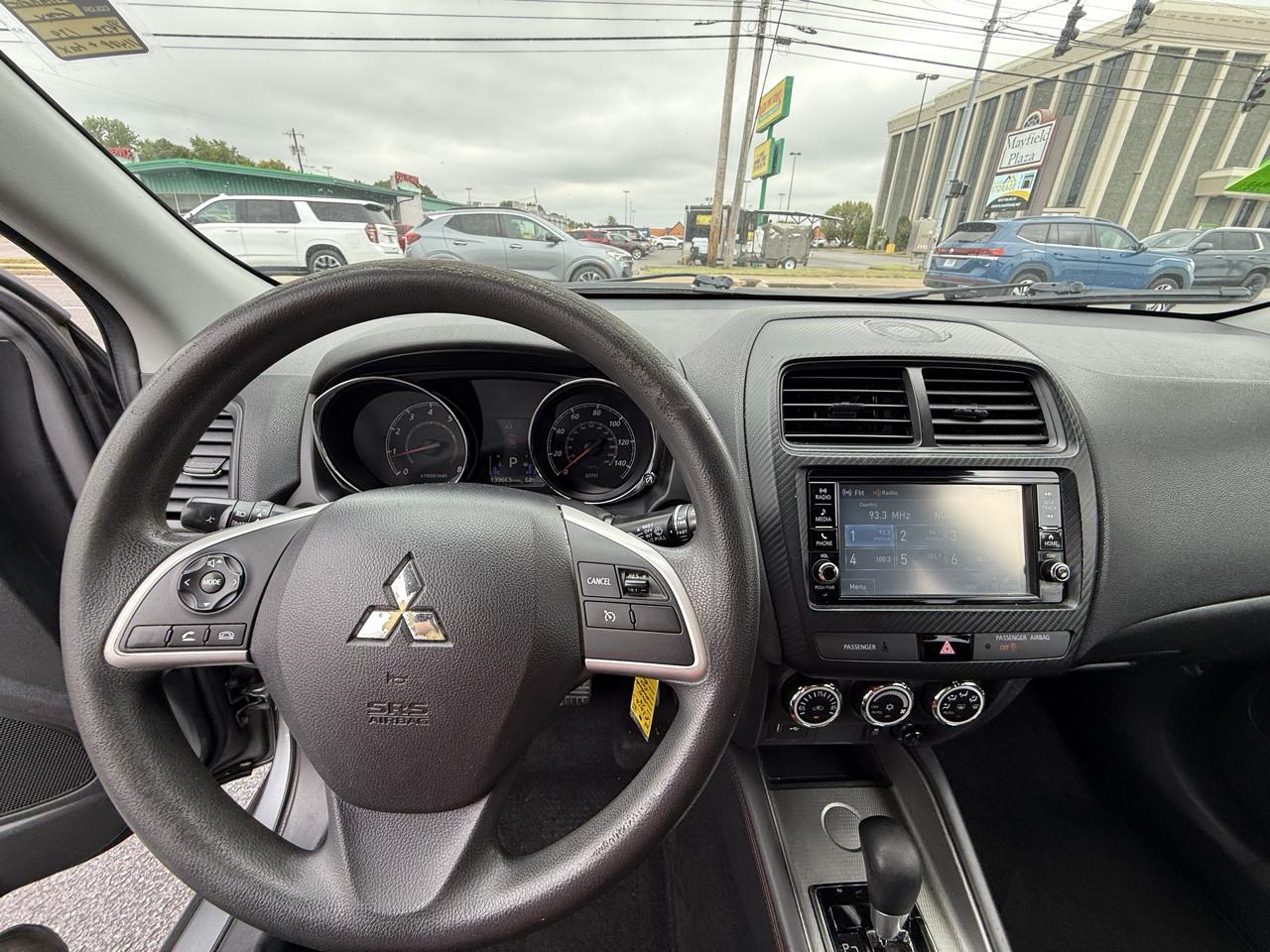 Mitsubishi Outlander Sport 2.0 ES 5M 2019