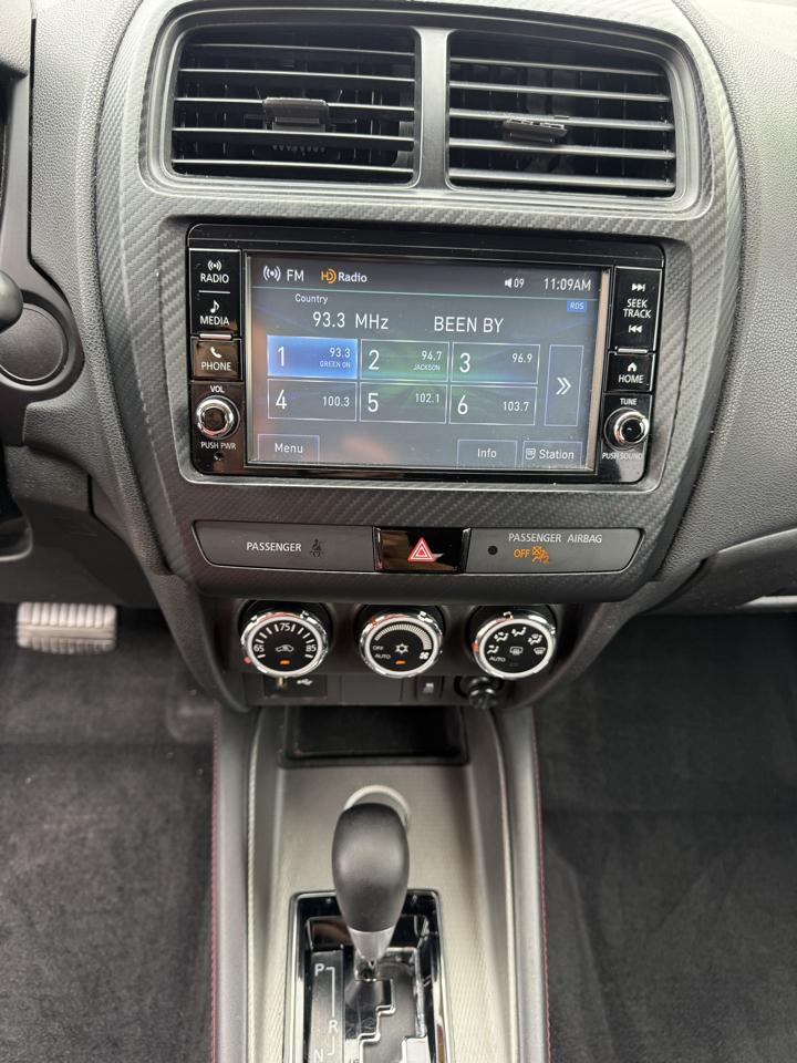 Mitsubishi Outlander Sport 2.0 ES 5M 2019