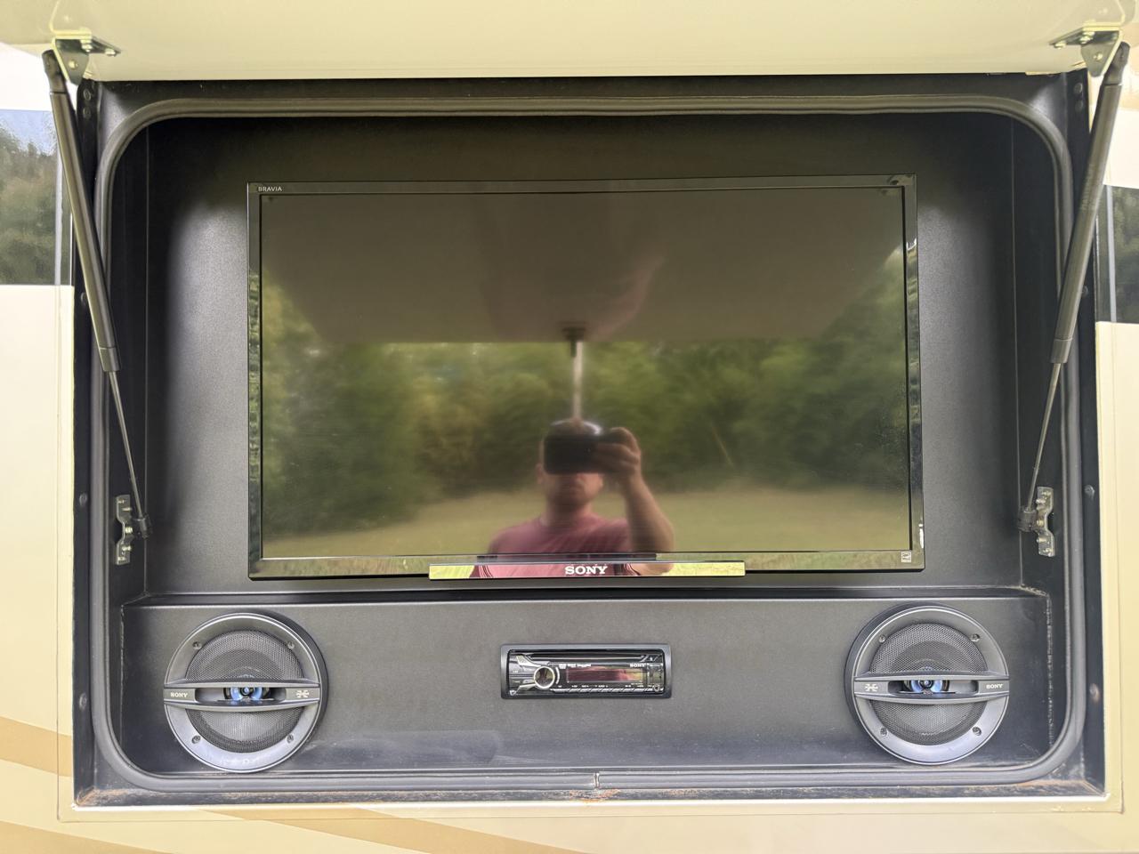 Fleetwood Bounder  2014