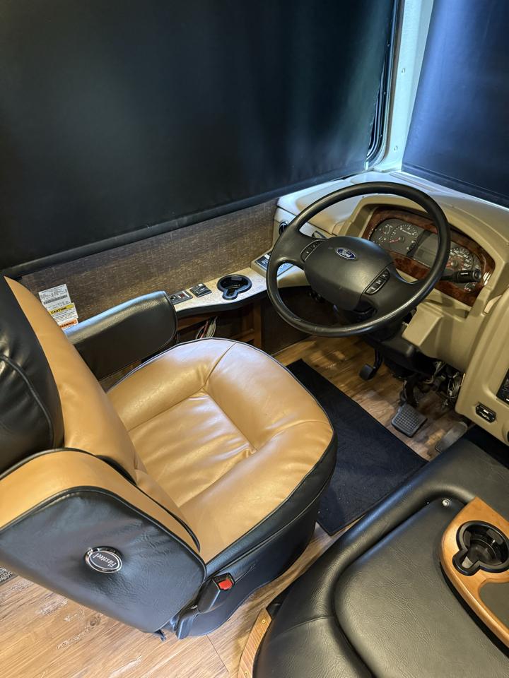Fleetwood Bounder  2014