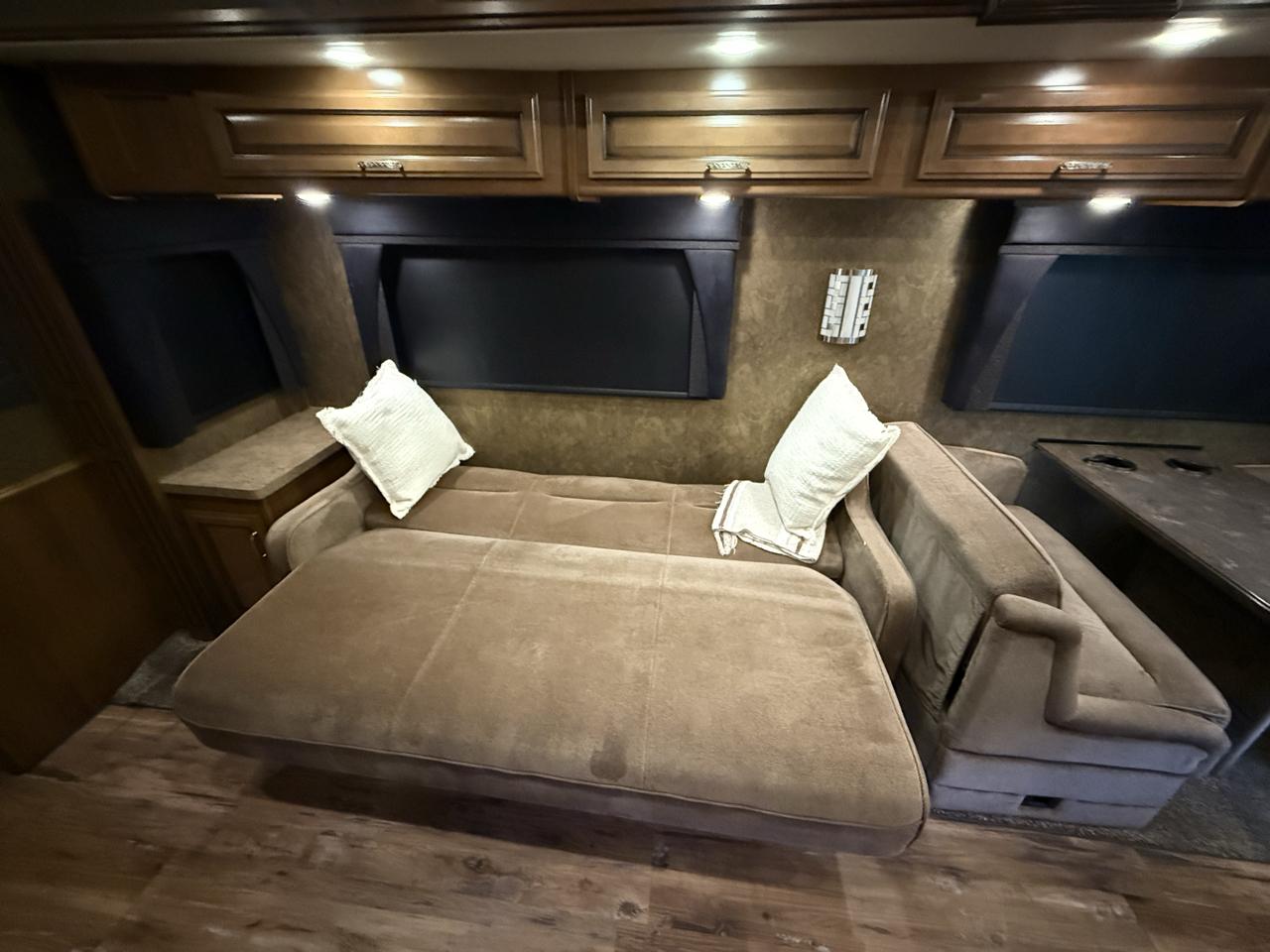 Fleetwood Bounder  2014