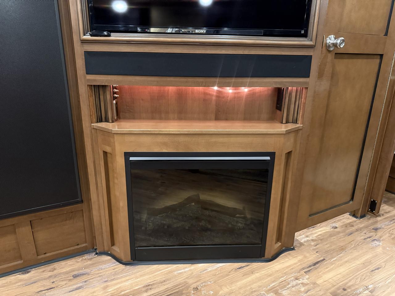 Fleetwood Bounder  2014