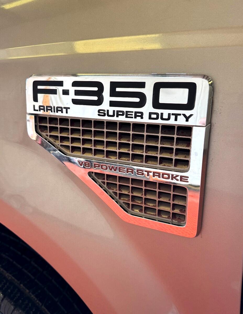 Ford Super Duty F-350 DRW Crew Cab 172" Lariat 4WD 2003