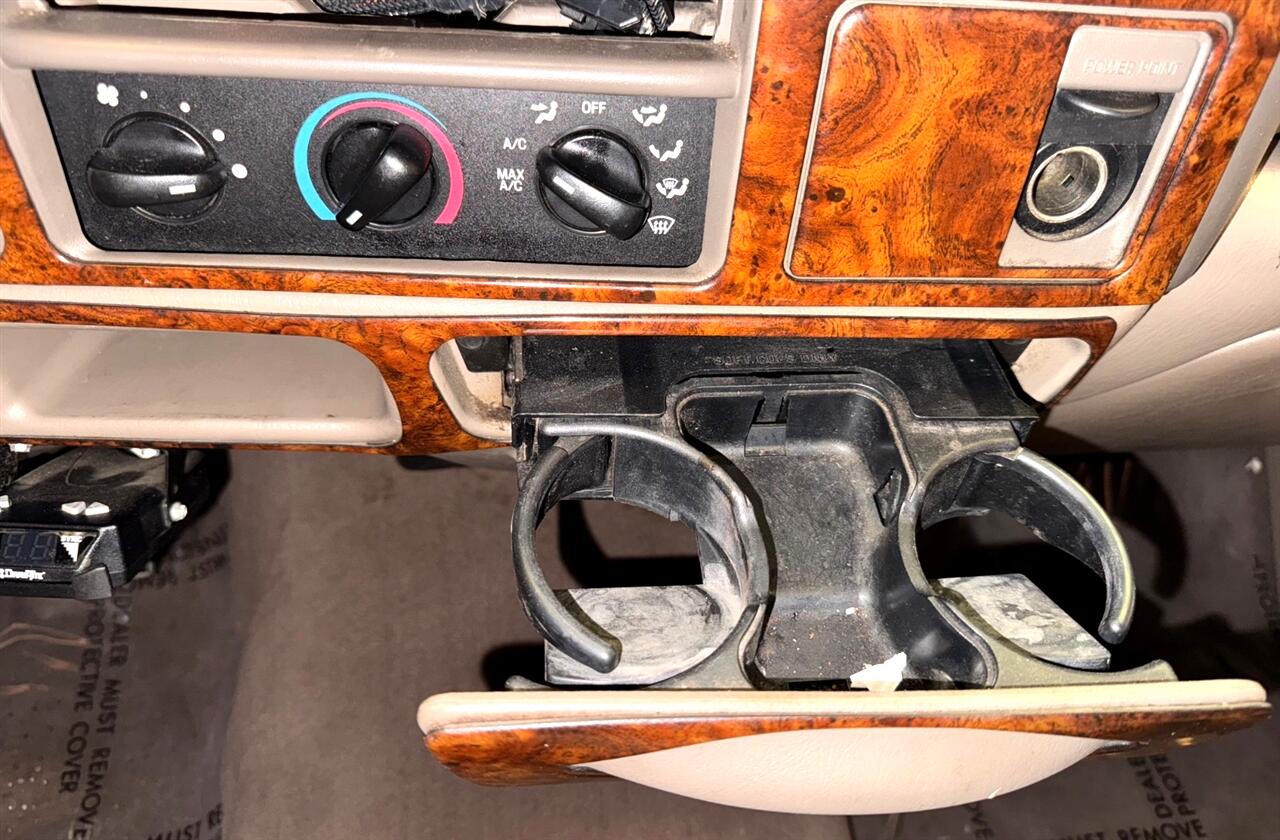 Ford Super Duty F-350 DRW Crew Cab 172" Lariat 4WD 2003