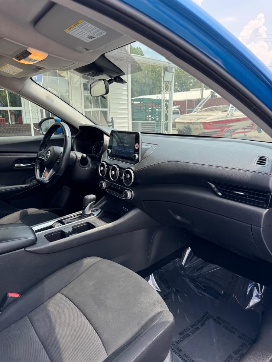 Nissan Sentra SV CVT 2023