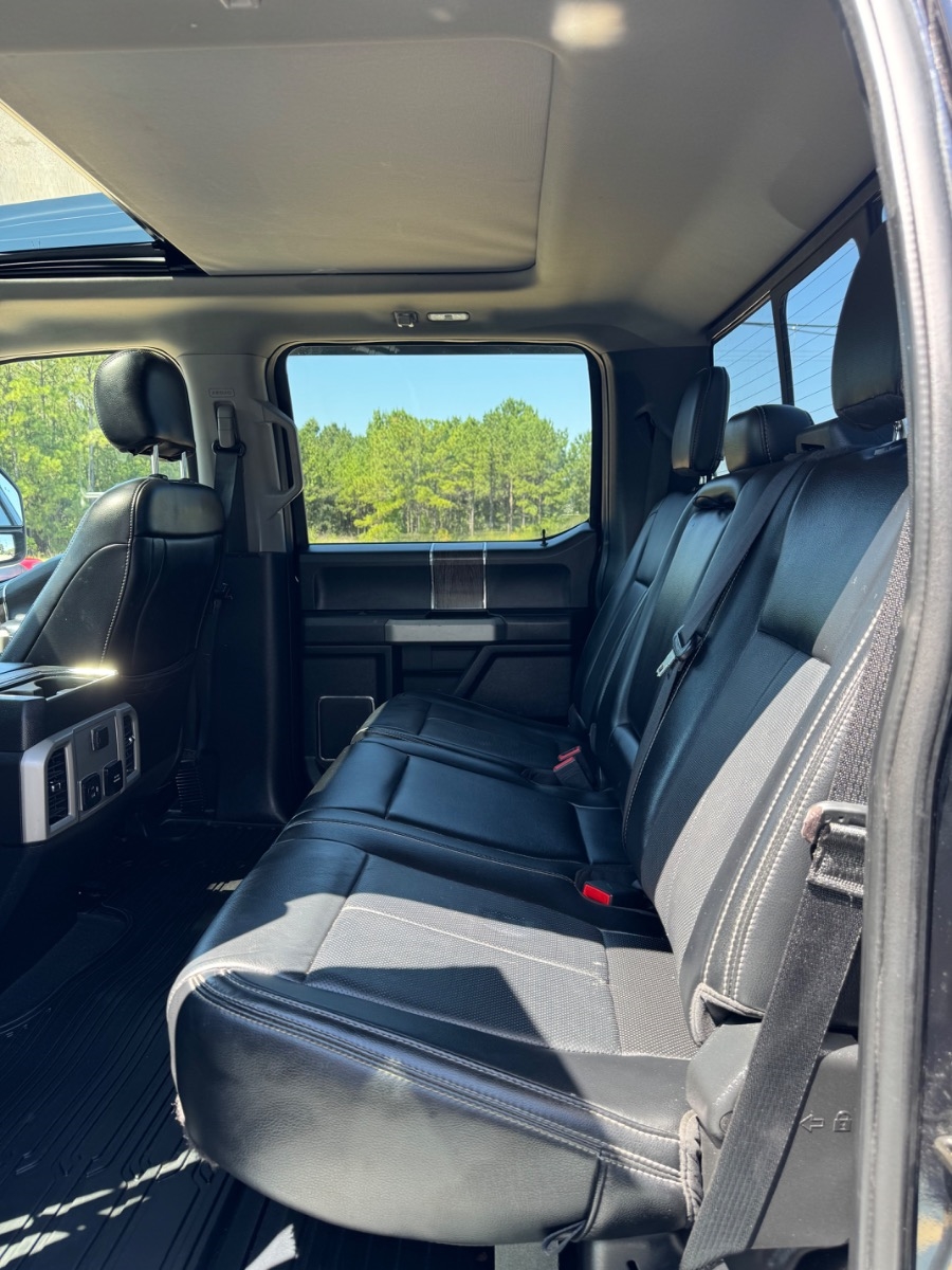 Ford Super Duty F-350 SRW Lariat 4WD Crew Cab 6.75' Box 2020 Ford Super Duty F-350 SRW Lariat 4WD Crew Cab 6.75' Box 2020