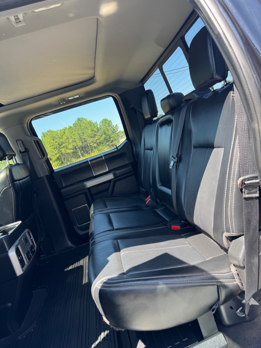 Ford Super Duty F-350 SRW Lariat 4WD Crew Cab 6.75' Box 2020 Ford Super Duty F-350 SRW Lariat 4WD Crew Cab 6.75' Box 2020