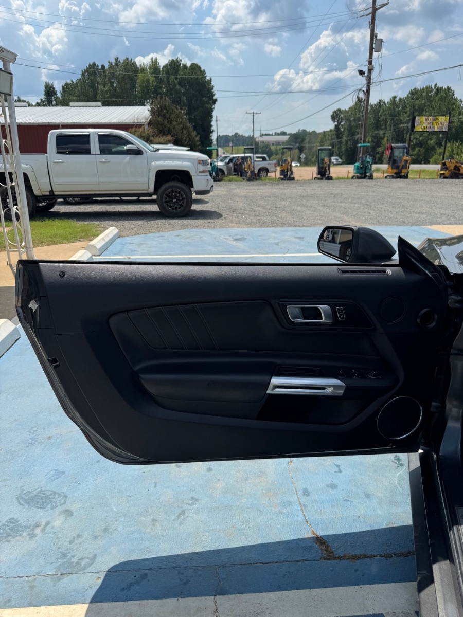 Ford Mustang EcoBoost Premium Convertible 2018 Ford Mustang EcoBoost Premium Convertible 2018