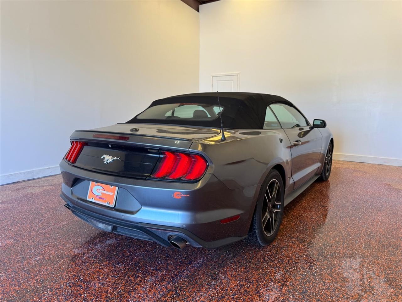 Ford Mustang EcoBoost Premium Convertible 2018