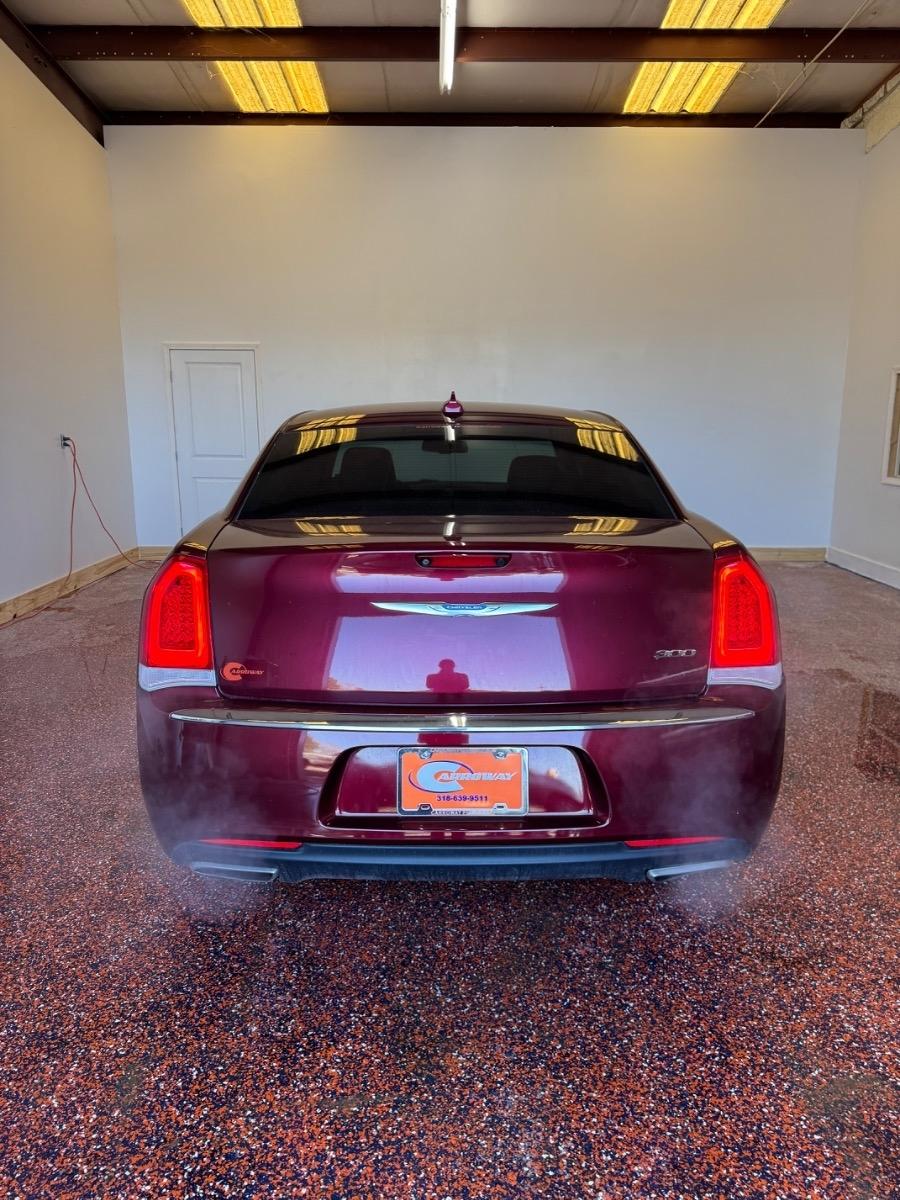 Chrysler 300 Touring L RWD 2020