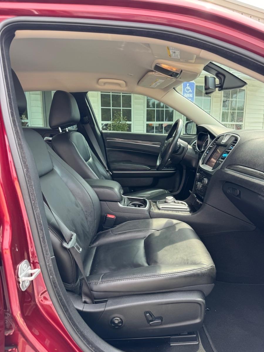 Chrysler 300 Touring L RWD 2020