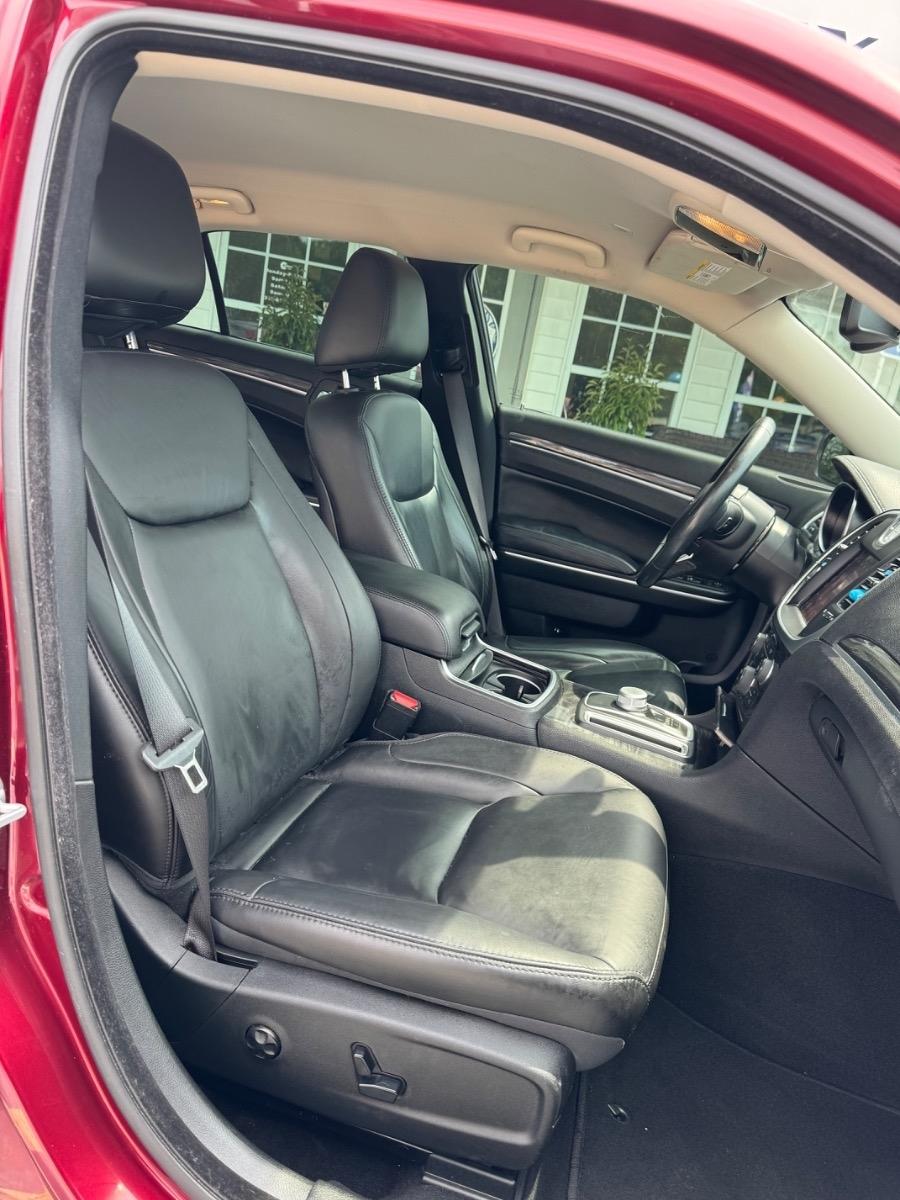 Chrysler 300 Touring L RWD 2020