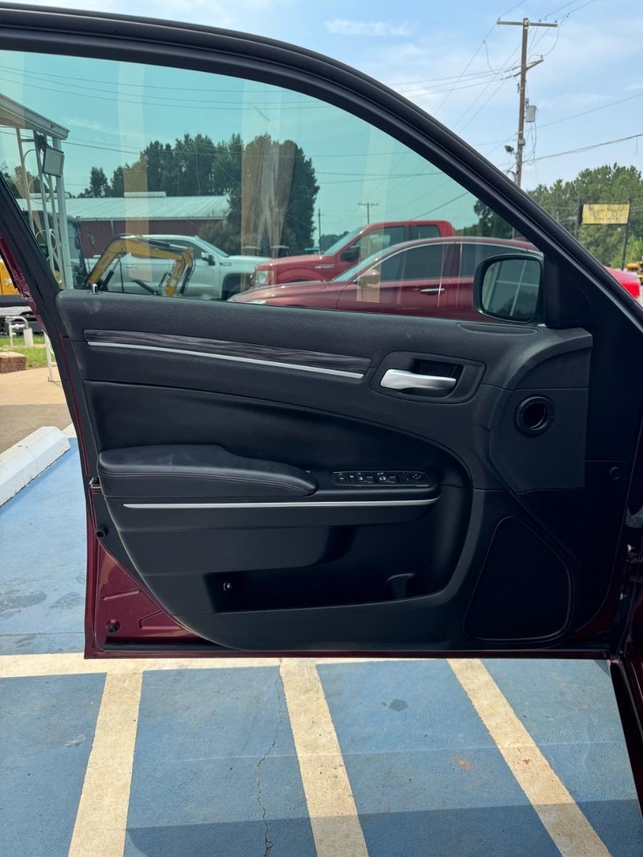 Chrysler 300 Touring L RWD 2020