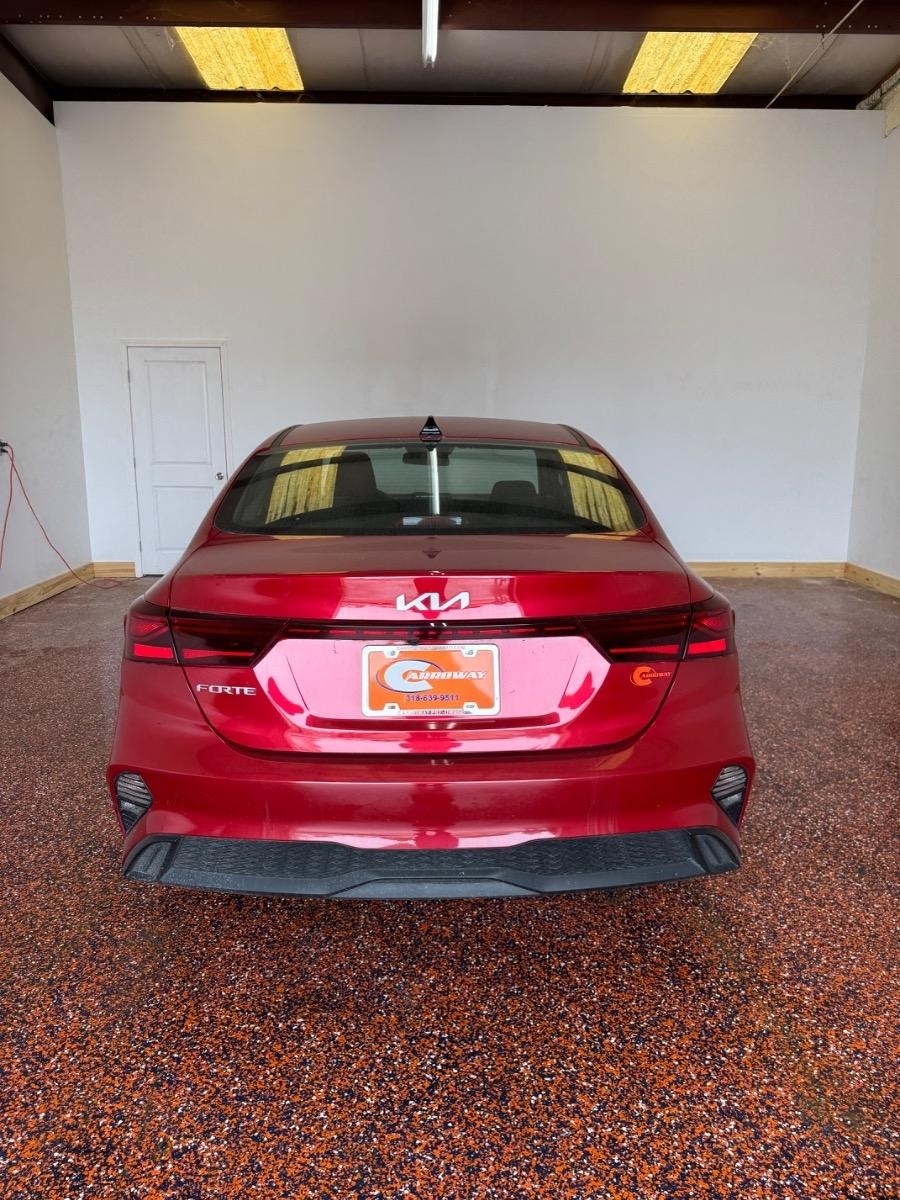 Kia Forte LXS IVT 2023