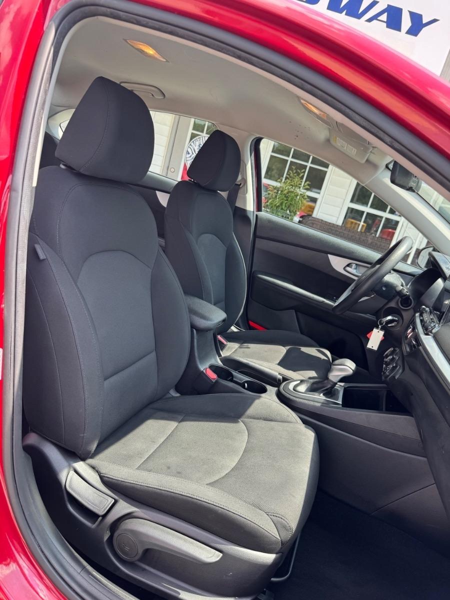 Kia Forte LXS IVT 2023