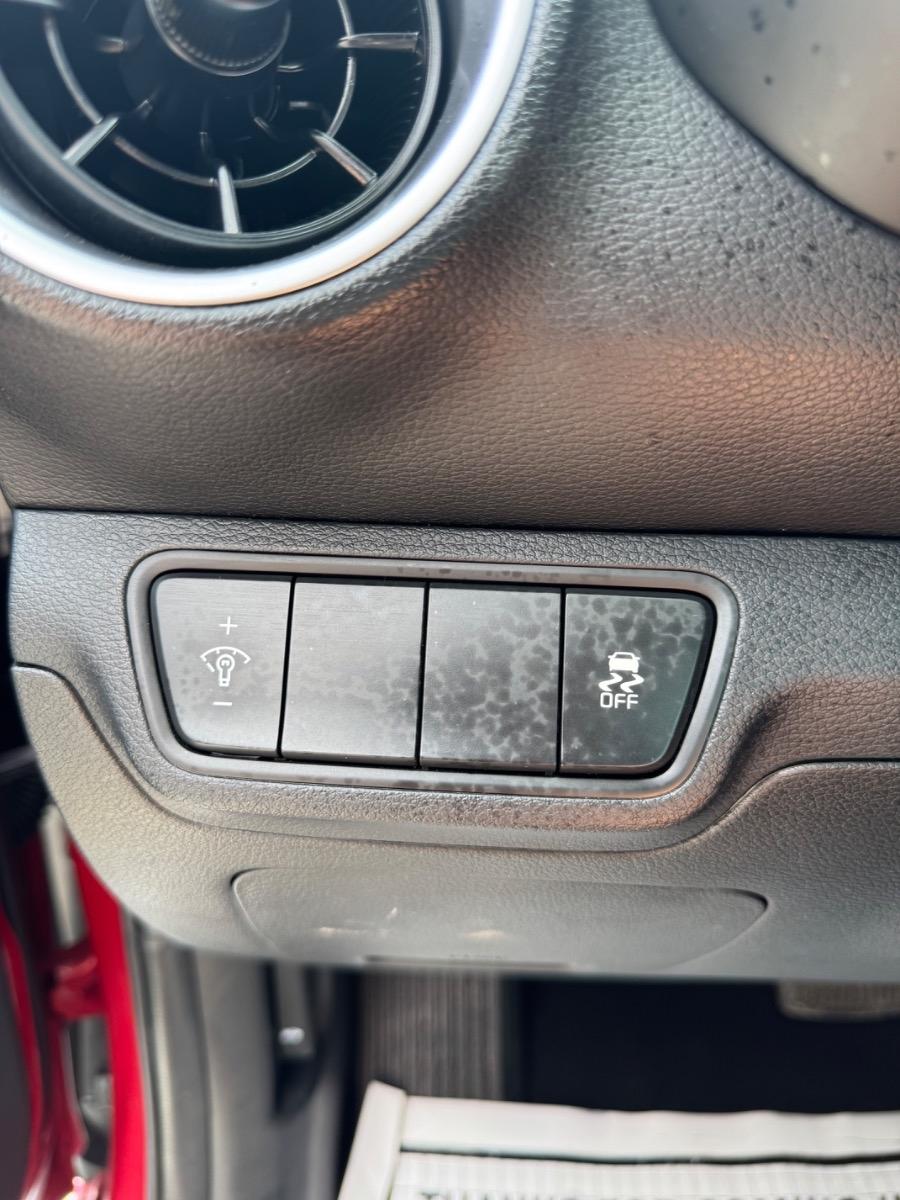 Kia Forte LXS IVT 2023