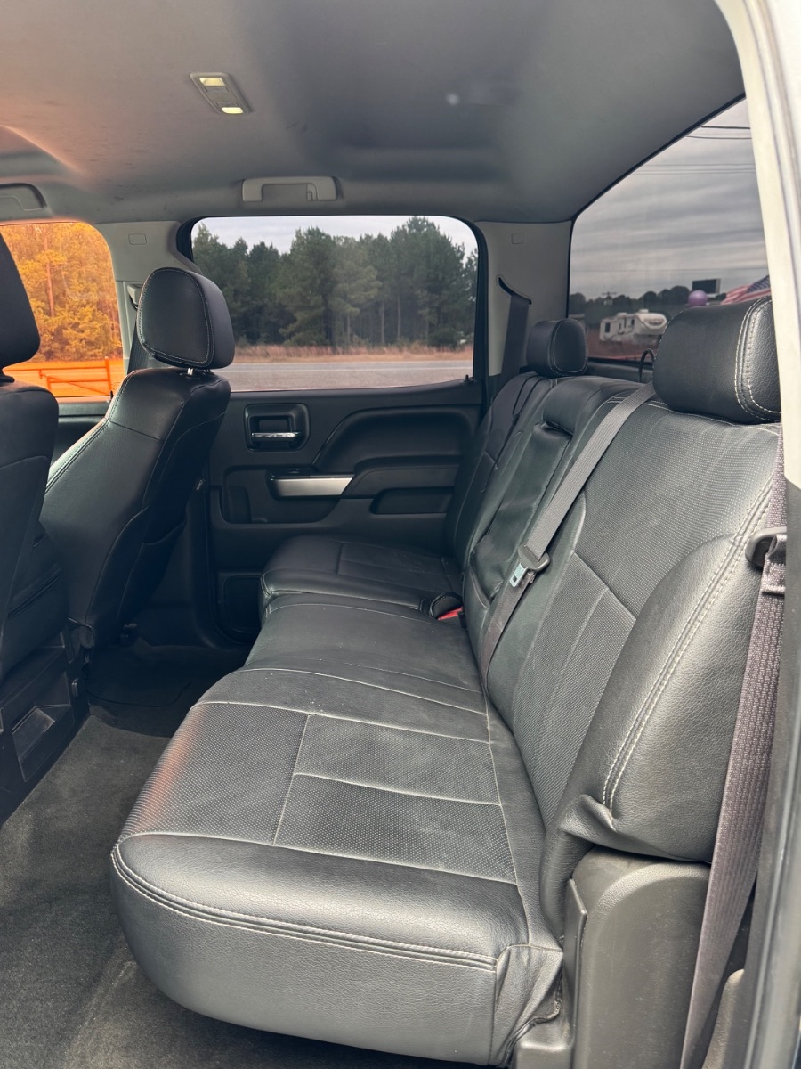 Chevrolet Silverado 1500 2WD Crew Cab 143.5" LT w/1LT 2015 Chevrolet Silverado 1500 2WD Crew Cab 143.5" LT w/1LT 2015